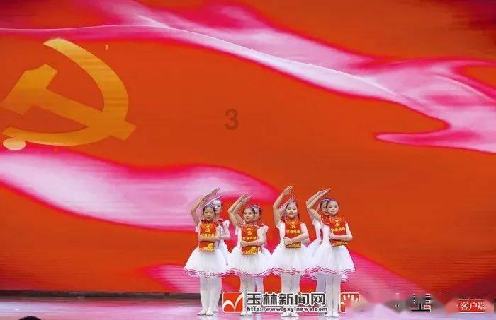 林黛玉和薛宝钗谁更适合做朋友?- 机智问答网页,快速解答您的疑问