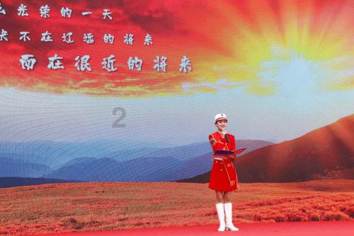 为什么我在表格里面打字一打它就往下面跑了?-专注问答交流
