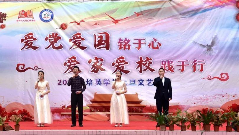 前女友找男朋友了，心里会不会很难受？游戏画面
